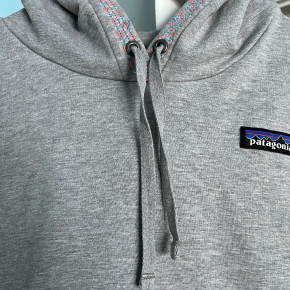 Patagonia Ladies Organic Cotton Hoodie, Heather Grey with stitching. as - Picture 5 of 8